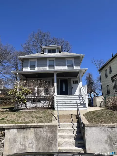 28 Lincoln Ave, Norwalk, CT 06854