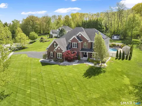 4 Natures Way, South Windsor, CT 06074