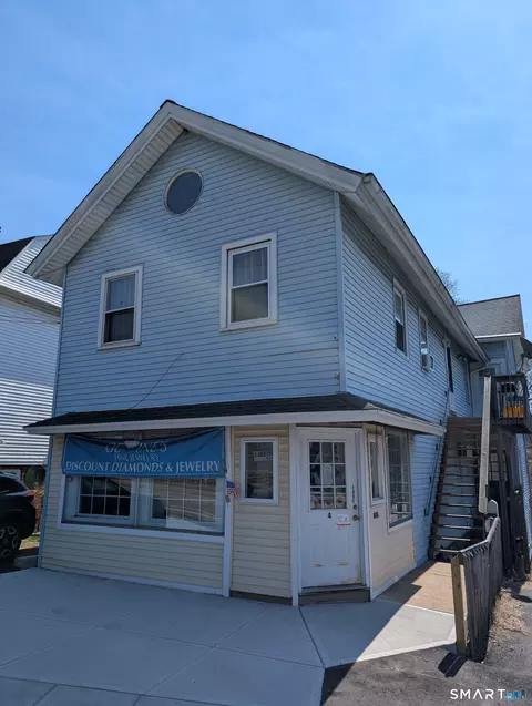 4 Summit St, East Hampton, CT 06424