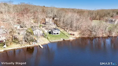 4 Myrtle Rd, Griswold, CT 06351