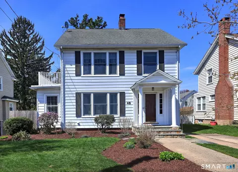 48 Bedford Ave, Hamden, CT 06517