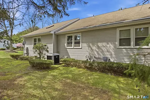 Exterior - 5 David Dr #5, East Windsor, CT 06088 photo 4 of 4