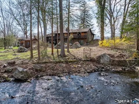 79 Loughran Ave, Stamford, CT 06902