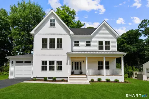 50 Lisbon Dr, Fairfield, CT 06825