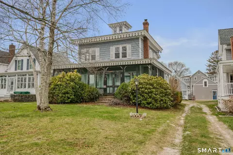 71 S Washington Ave, Niantic, CT 06357