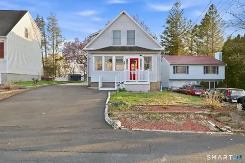 28 Golec Ave, Shelton, CT 06484