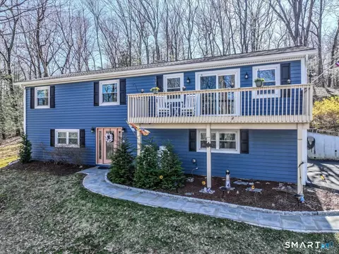156 Stadley Rough Rd, Danbury, CT 06811
