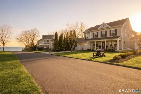 34 Orchard Rd, Milford, CT 06460