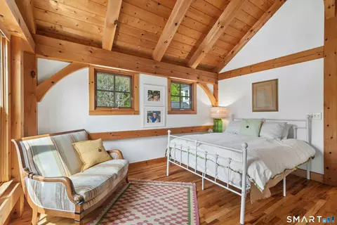 Bedroom - 15 Silversmith Ln, Redding, CT 06896 photo 5 of 6