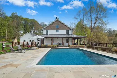 Exterior - 15 Silversmith Ln, Redding, CT 06896 photo 8 of 13