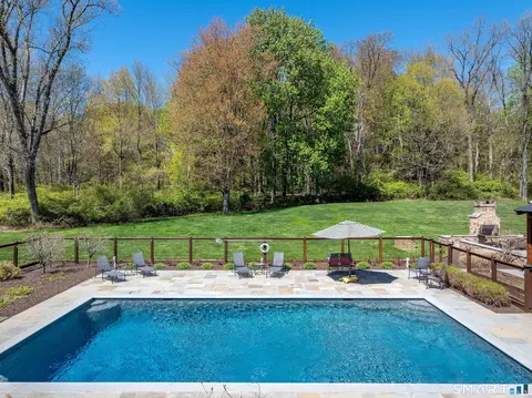 Exterior - 15 Silversmith Ln, Redding, CT 06896 photo 2 of 13