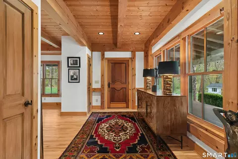 Entry Way - 15 Silversmith Ln, Redding, CT 06896 photo 1 of 3