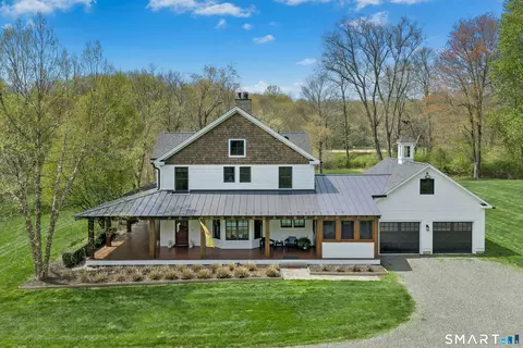 Exterior - 15 Silversmith Ln, Redding, CT 06896 photo 4 of 13