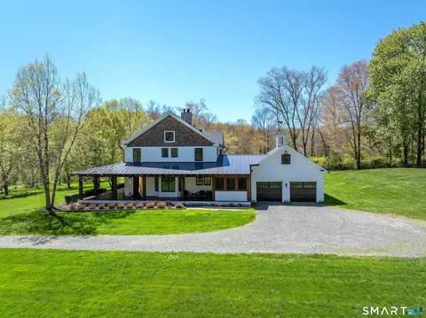 Exterior - 15 Silversmith Ln, Redding, CT 06896 photo 11 of 13