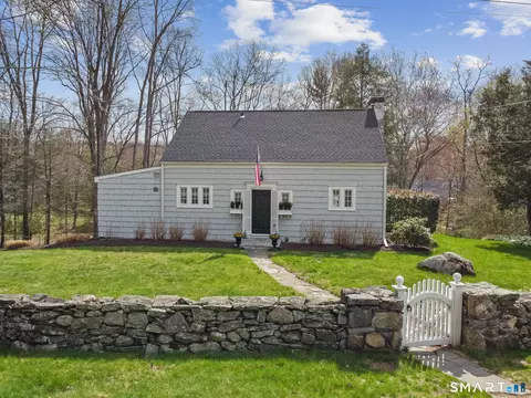 42 Sport Hill Pkwy, Easton, CT 06612