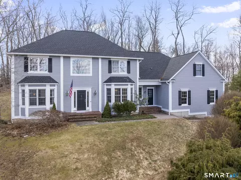 76 Lofgren Rd, Avon, CT 06001