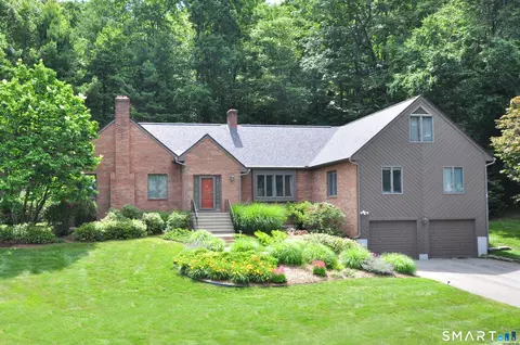 98 Old Farms Rd, Glastonbury, CT 06073