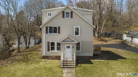 18 Baltic Rd, Norwich, CT 06360