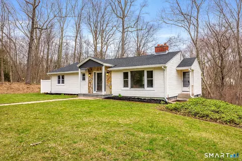 10 Isleib Rd, Marlborough, CT 06447