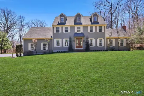 851 South St, Middlebury, CT 06762