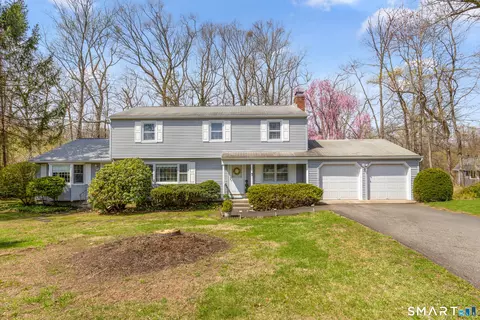 10 N Hearthstone Dr, Bethel, CT 06801