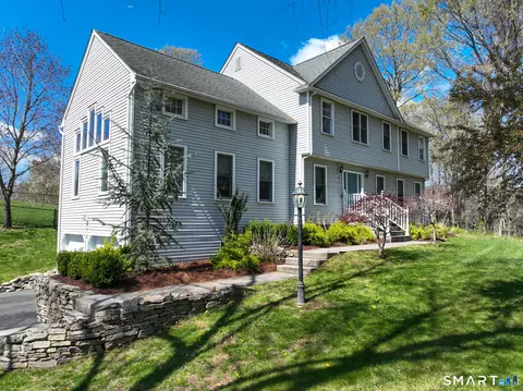 14 Rockwood Dr, Portland, CT 06480