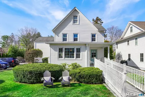 39 Park Pl #39, New Canaan, CT 06840