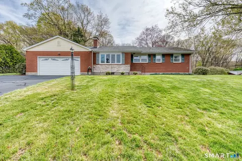 1 Gloria Hts, Portland, CT 06480