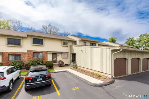 204 Summer Hill Dr #204, South Windsor, CT 06074