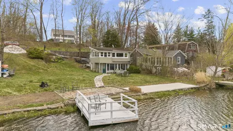 23 Ball Pond Rd E, New Fairfield, CT 06812