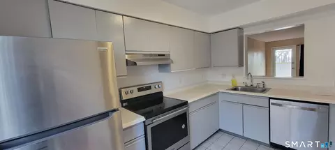 1423 Quinnipiac Ave #812, New Haven, CT 06513