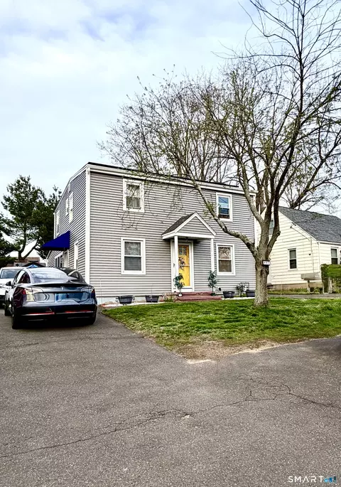 407 Short Beach Rd, East Haven, CT 06512