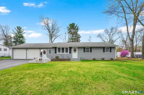 51 Roosevelt Blvd, Enfield, CT 06082