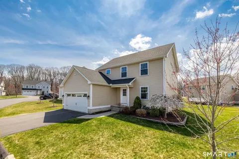 365 Allentown Rd #34, Bristol, CT 06010