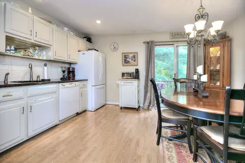 100 Wolfpit Ave #17, Norwalk, CT 06851
