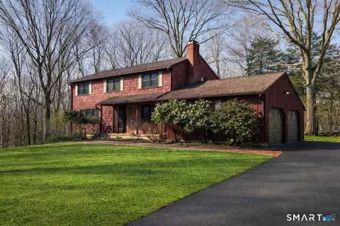 52 Great Ring Rd, Sandy Hook, CT 06482