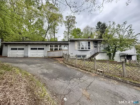 403 Woodtick Rd, Waterbury, CT 06705