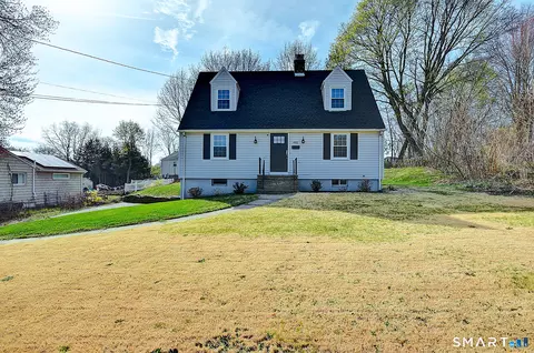 492 Maple St, Wethersfield, CT 06109