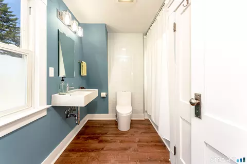 Bath - 49 Central Ave, Hamden, CT 06517 photo 2 of 3
