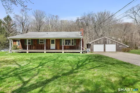 346 Toll House Ln, Fairfield, CT 06825