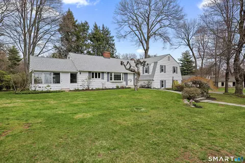 12 Timrod Rd, West Hartford, CT 06107