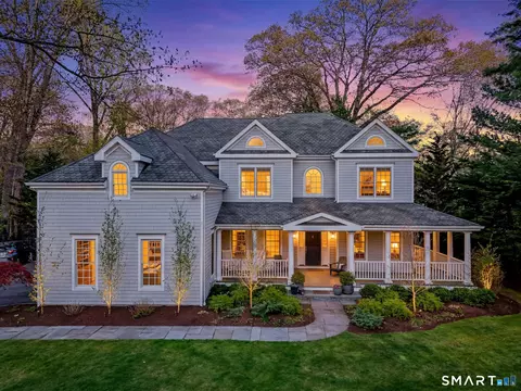 12 Ledge Rd, Norwalk, CT 06853