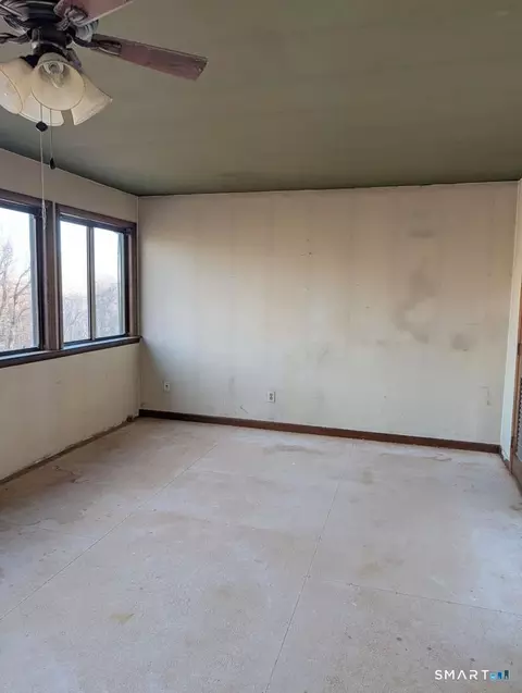 Bedroom - 24 Chestnut Hill Rd, Sandy Hook, CT 06482 photo 3 of 3