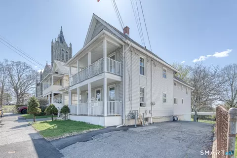 105 Pulaski St, Torrington, CT 06790