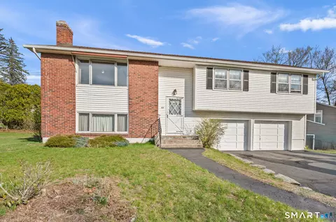 64 Manning Ln, East Hartford, CT 06118