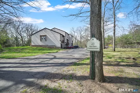 23 Hart Pl #2, Plainville, CT 06062