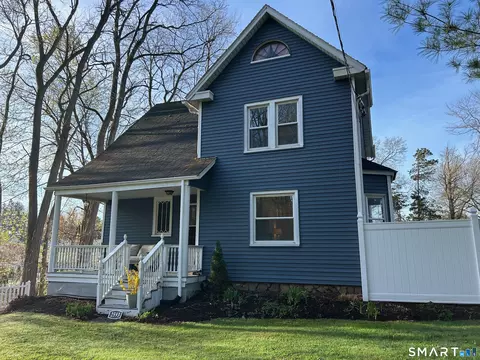 2593 Albany Ave, West Hartford, CT 06117