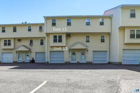 66 Atwood St #13, Plainville, CT 06062