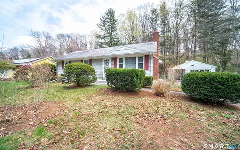 127 Bee St, Meriden, CT 06450