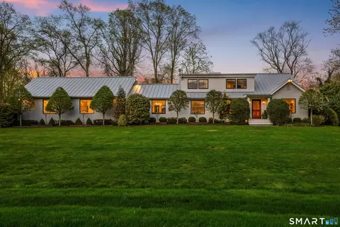 8 Pasture Ln, Darien, CT 06820